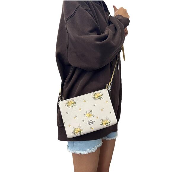 NWT Coach Slim Crossbody Bag W/ Floral Print Clutch Pouch CAQ27 - Picture 11 of 15